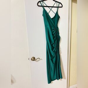 Elegant Green Evening Dress